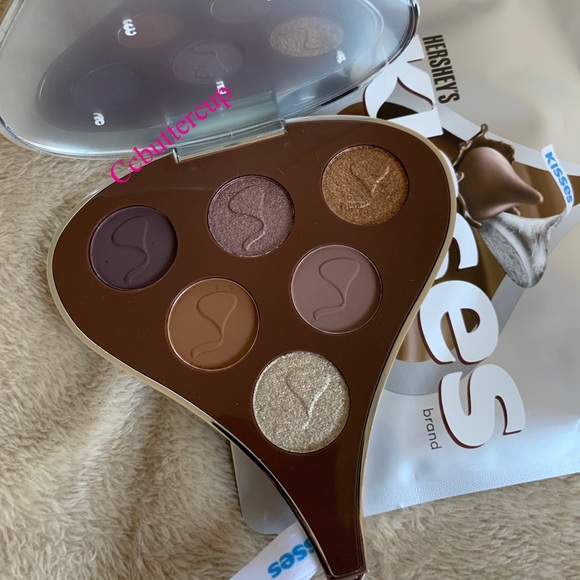 Glamlite Makeup Glamlite Hershey Kiss Eyeshadow Palette Milk Chocolate Poshmark